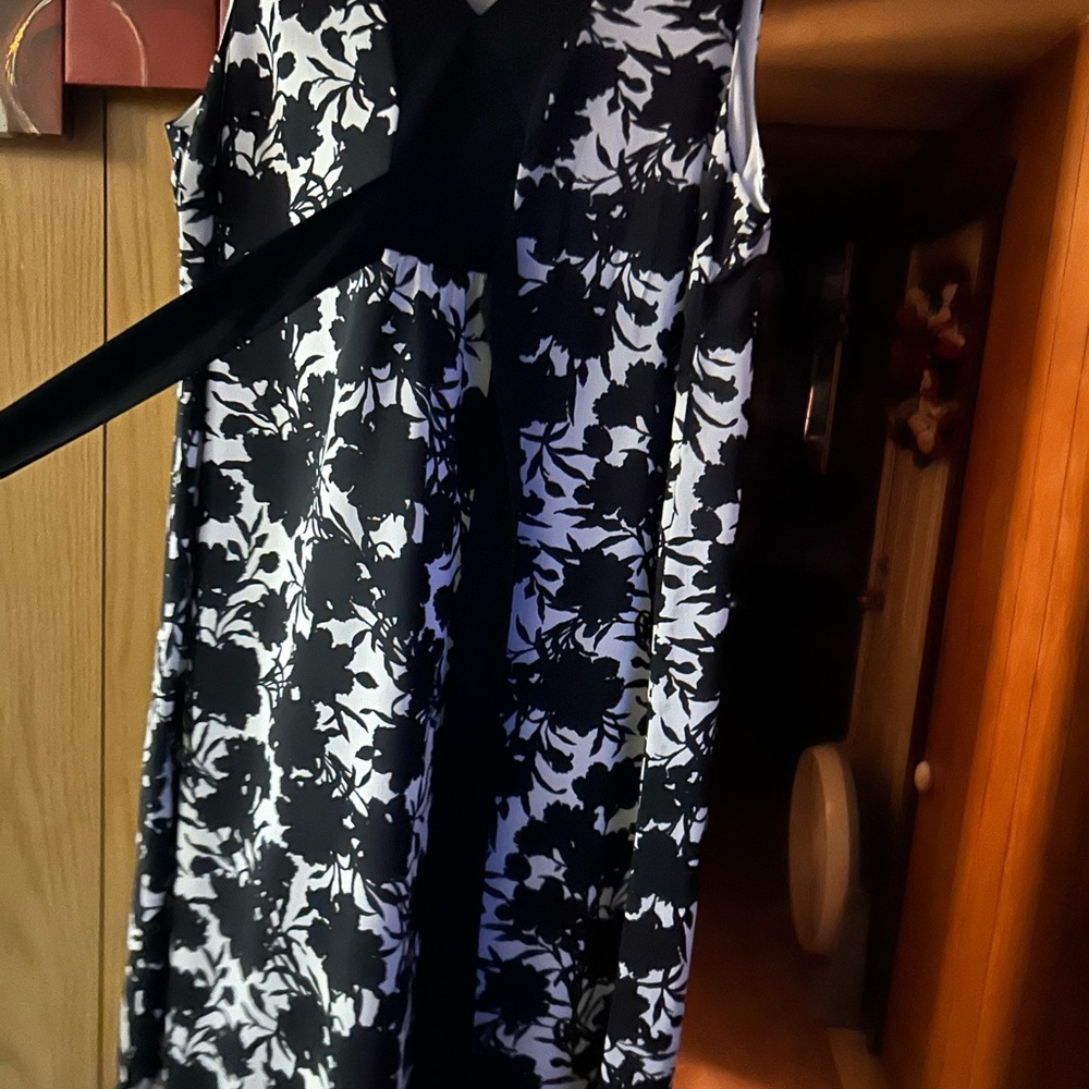 Stylish Black and White Floral Dress